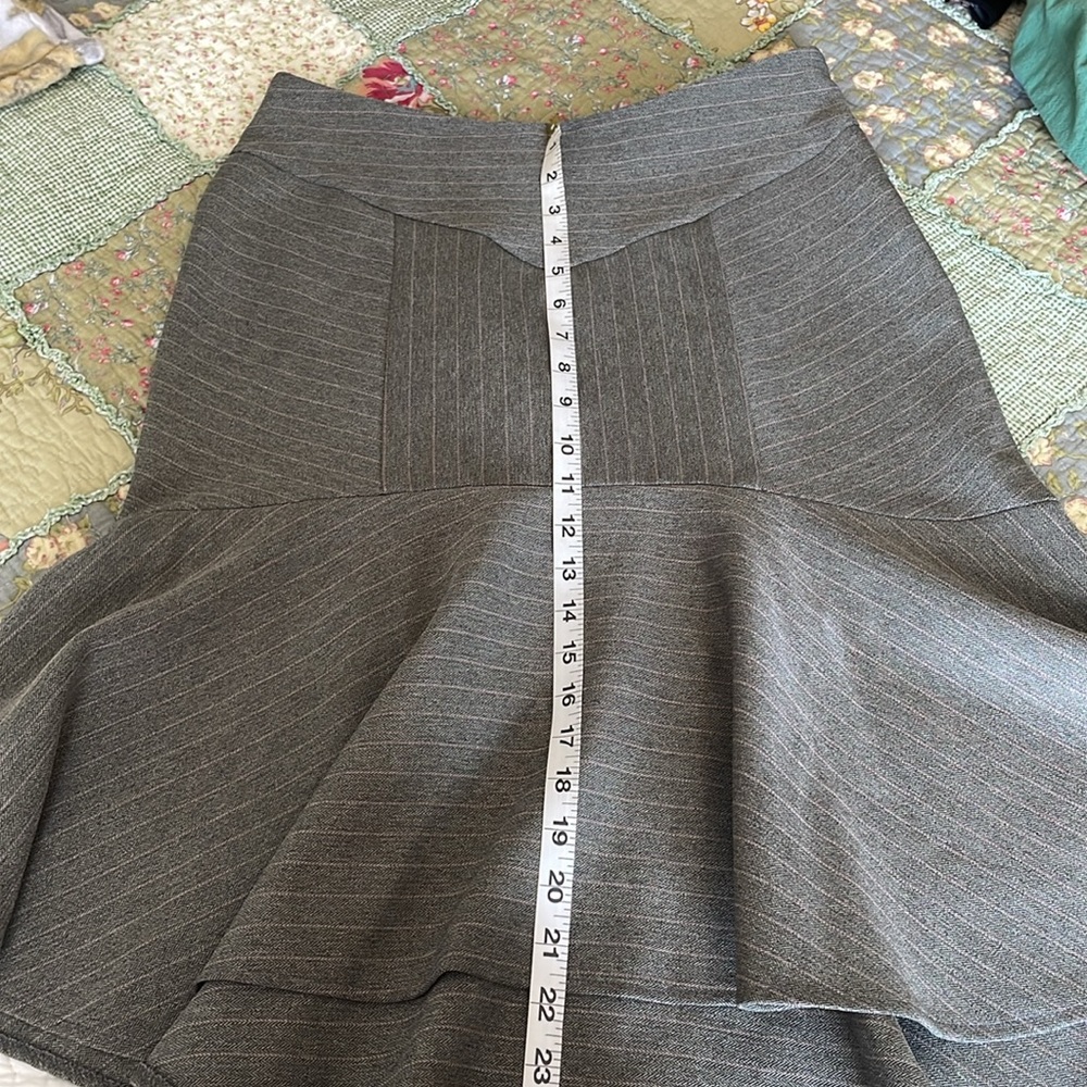 Apostrophe High Low Skirt - Picture 5 of 6